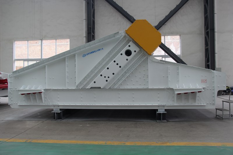 振動篩側(cè)板開裂怎么處理？開裂原因是什么？